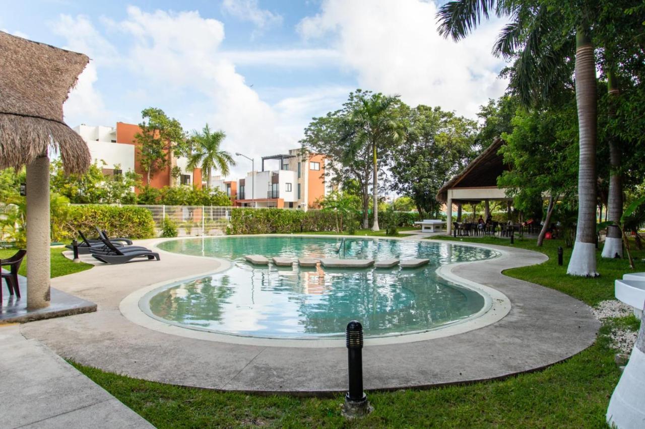Exclusive Building 6 People 3 Cable Televisions 2 Swimming Pools Balcony, Villa Cancun Bagian luar foto
