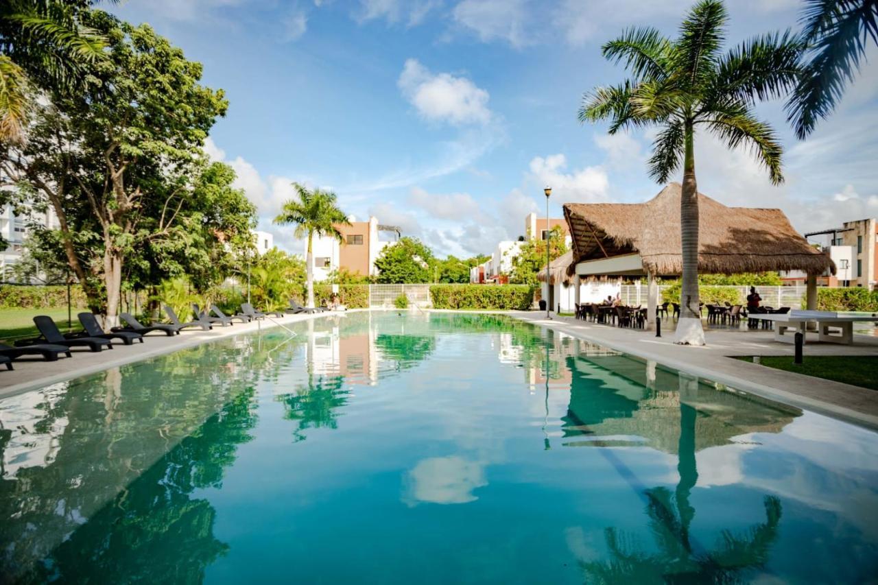 Exclusive Building 6 People 3 Cable Televisions 2 Swimming Pools Balcony, Villa Cancun Bagian luar foto