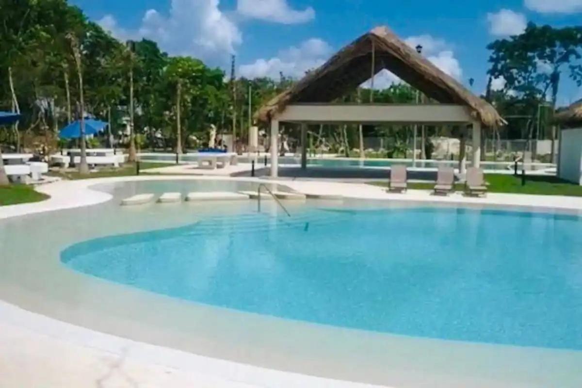 Exclusive Building 6 People 3 Cable Televisions 2 Swimming Pools Balcony, Villa Cancun Bagian luar foto